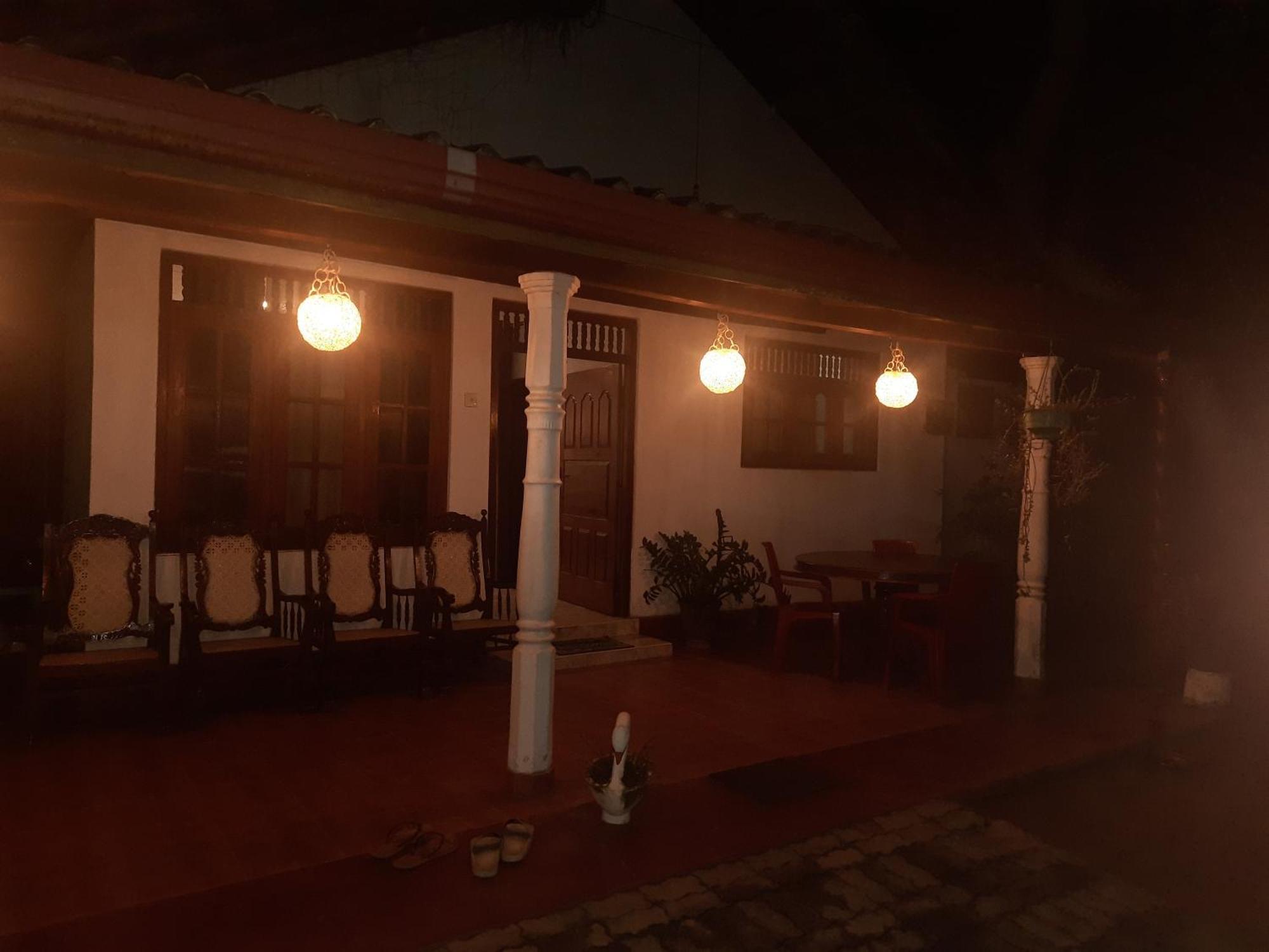 Triple One Villa 阿杭格默 外观 照片