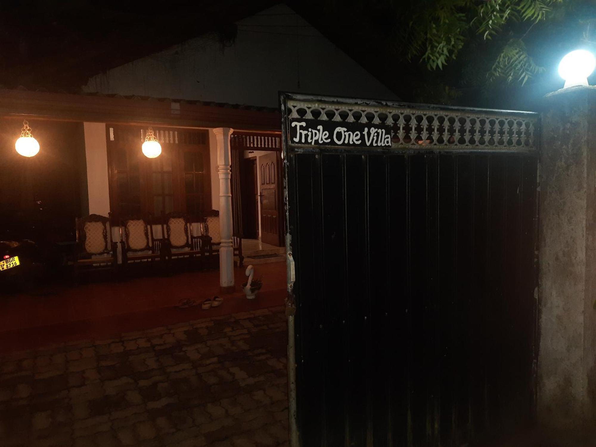 Triple One Villa 阿杭格默 外观 照片